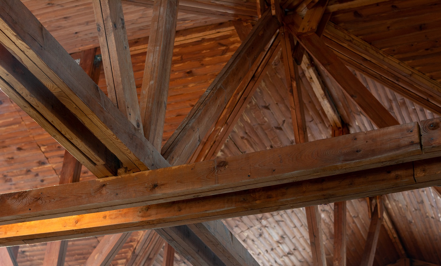 Combien De Temps Peut On Laisser Une Charpente Dehors Quelle est la durée de vie d'une charpente en bois?